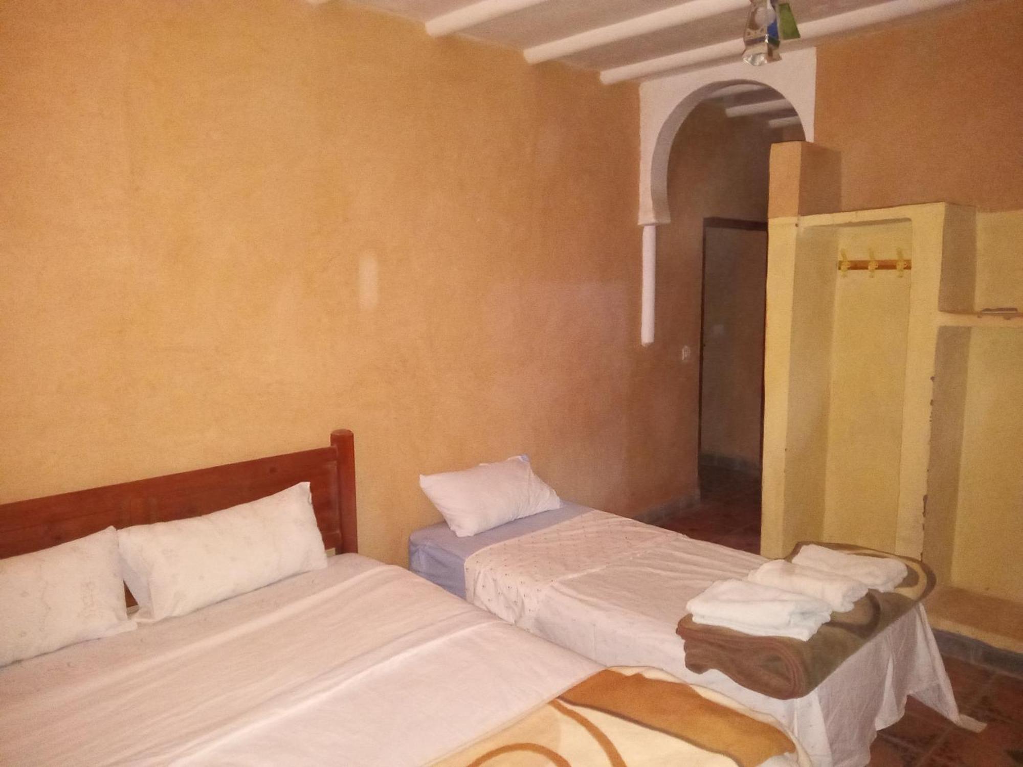 Dar Zara Hotel Tiourjdal ภายนอก รูปภาพ