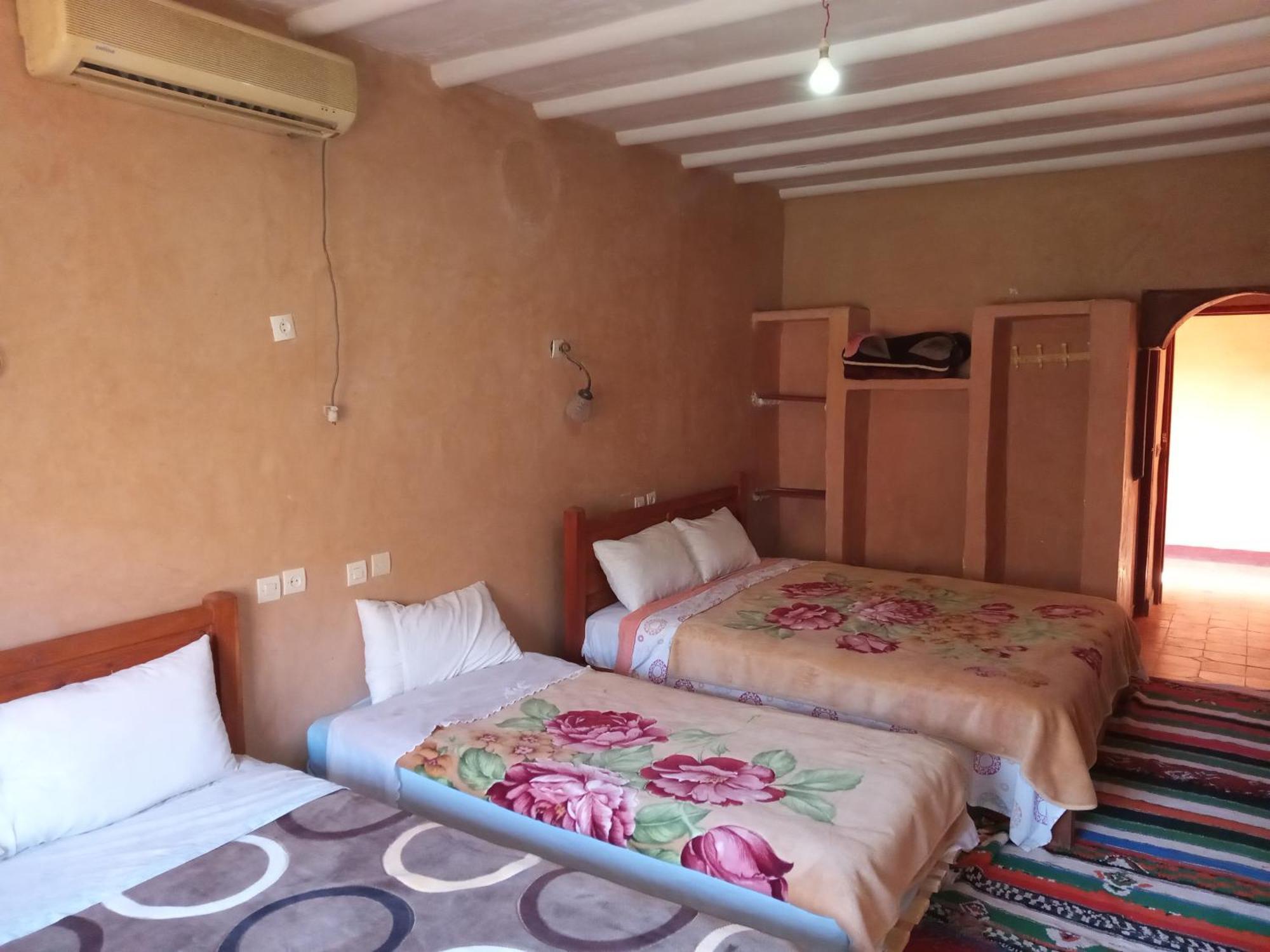 Dar Zara Hotel Tiourjdal ภายนอก รูปภาพ