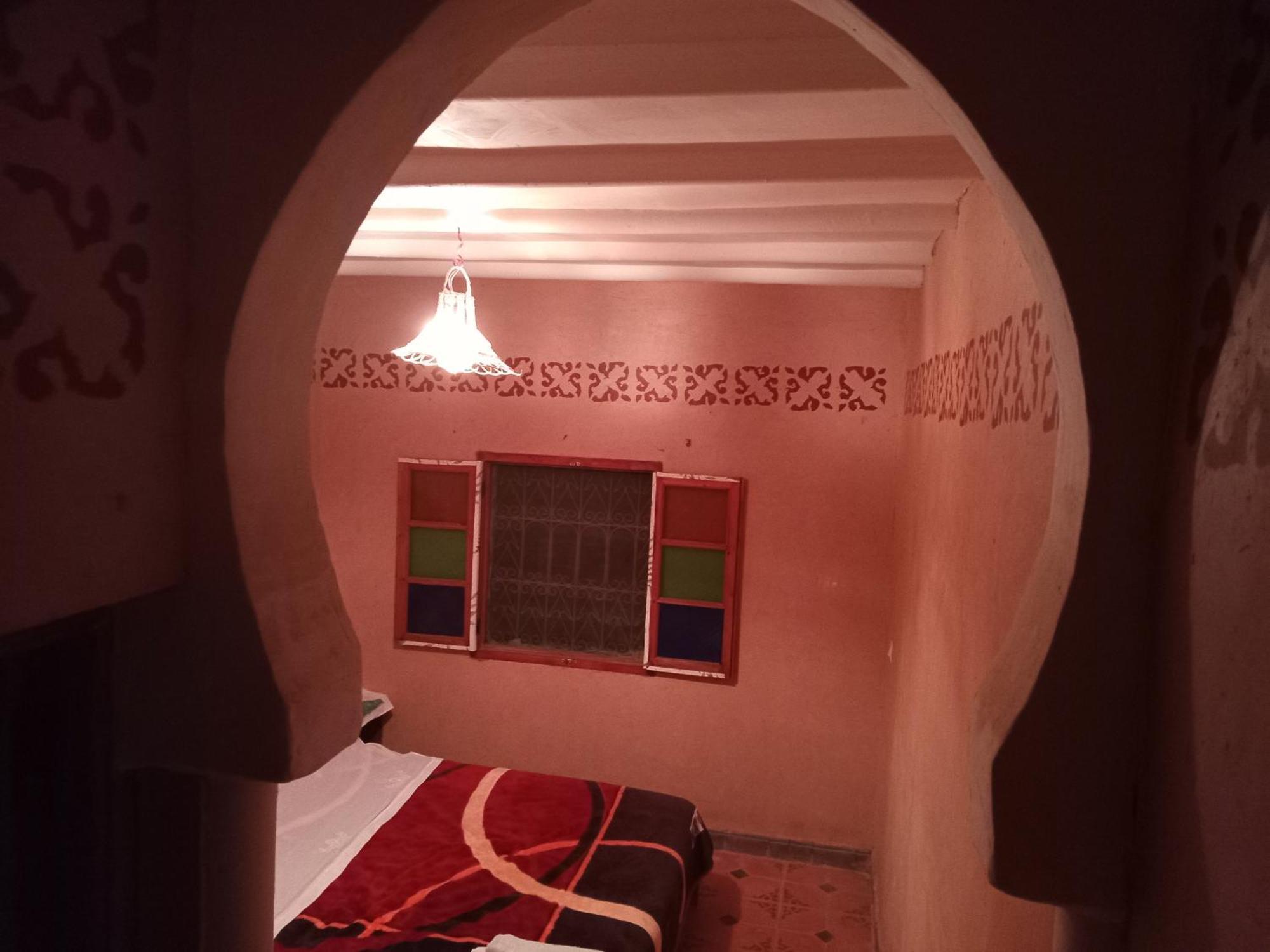 Dar Zara Hotel Tiourjdal ภายนอก รูปภาพ